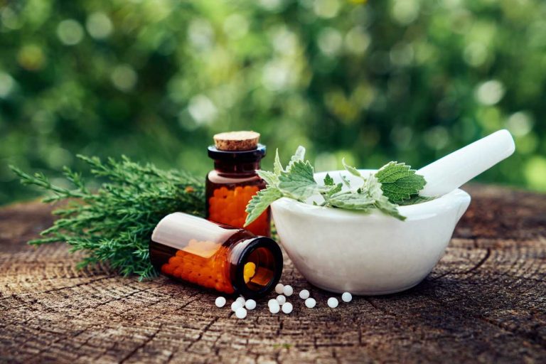 Leki homeopatyczne – o czym należy wiedzieć przed ich zastosowaniem